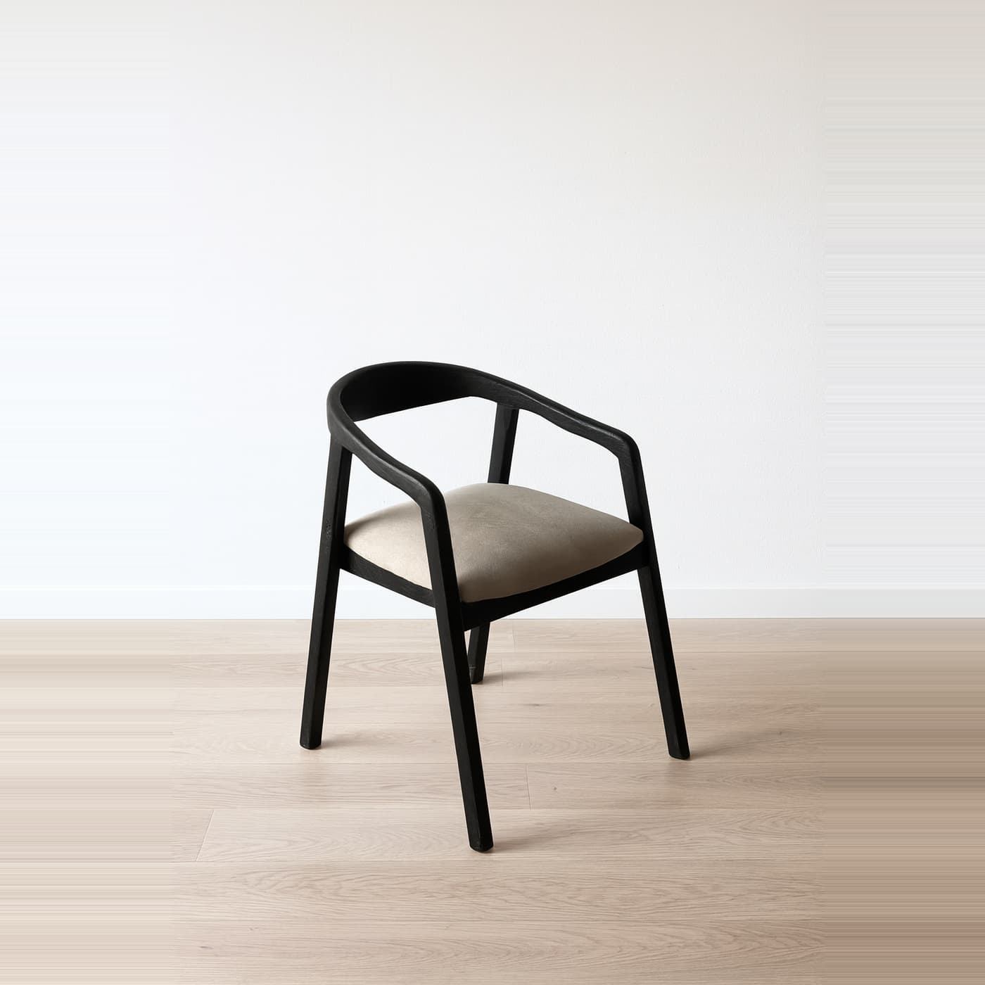 Silla Teca Negra Tapizada