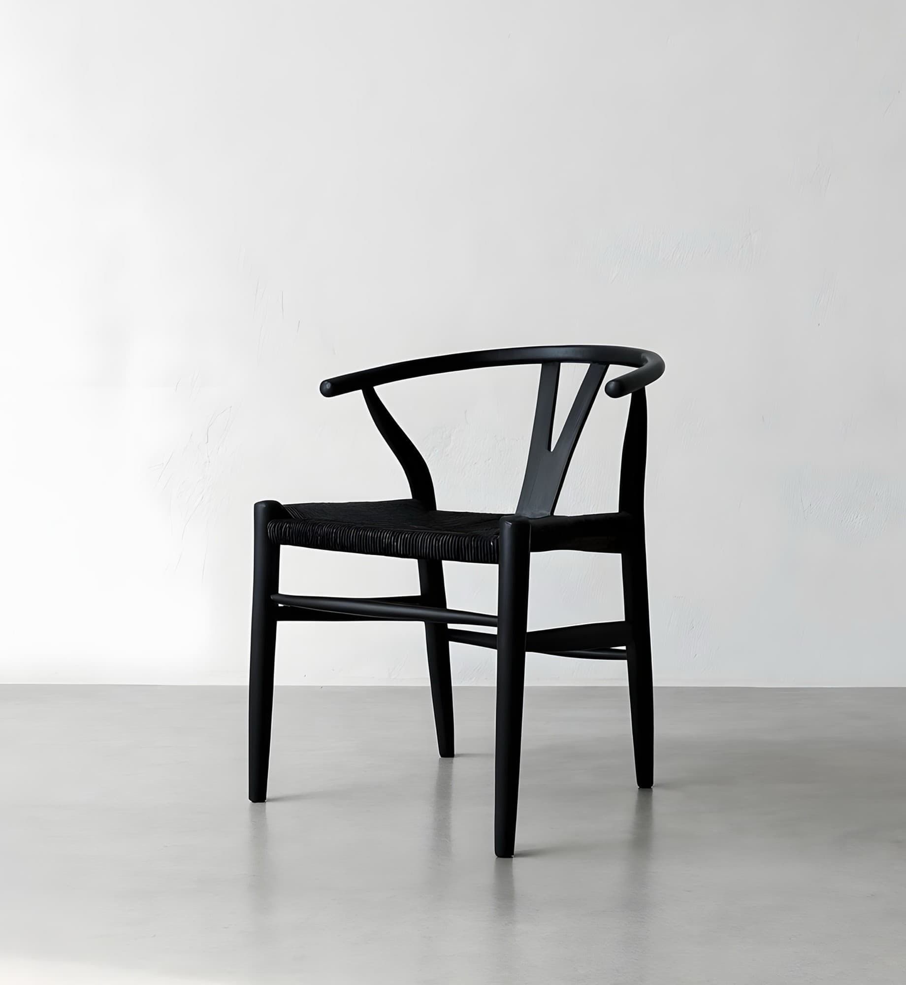 Silla Wishbone Total Black