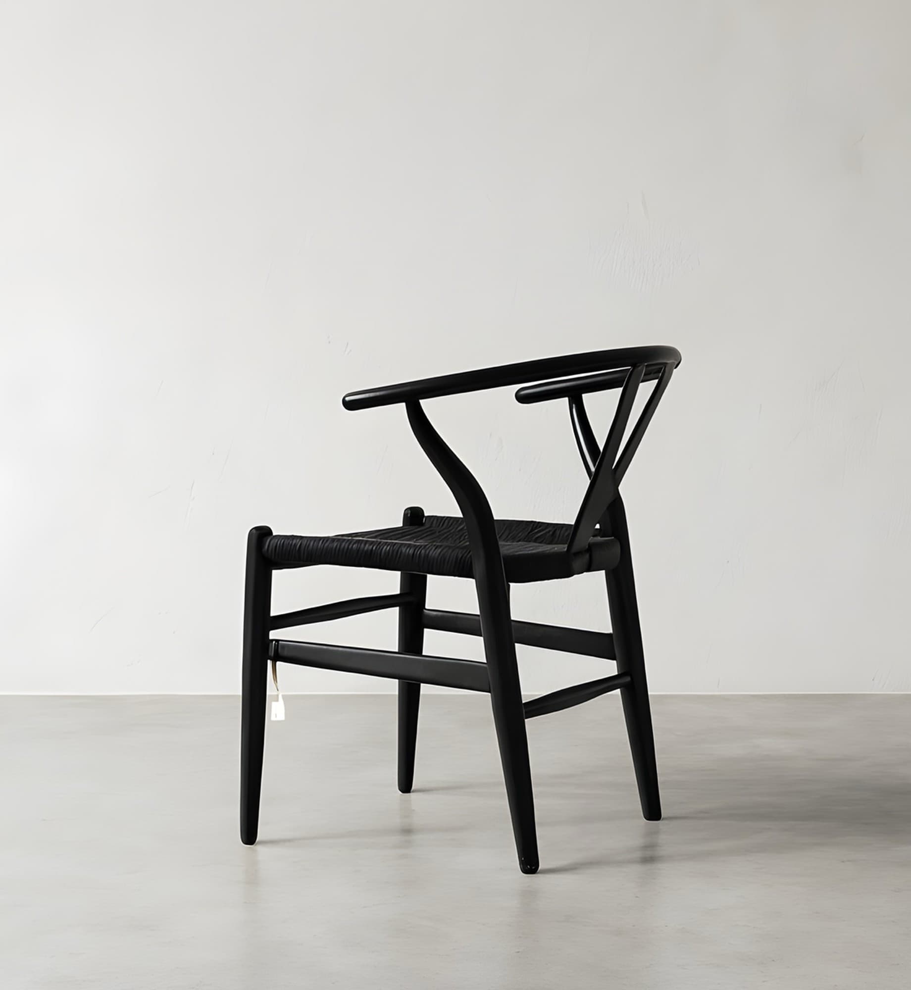 Silla Wishbone Total Black